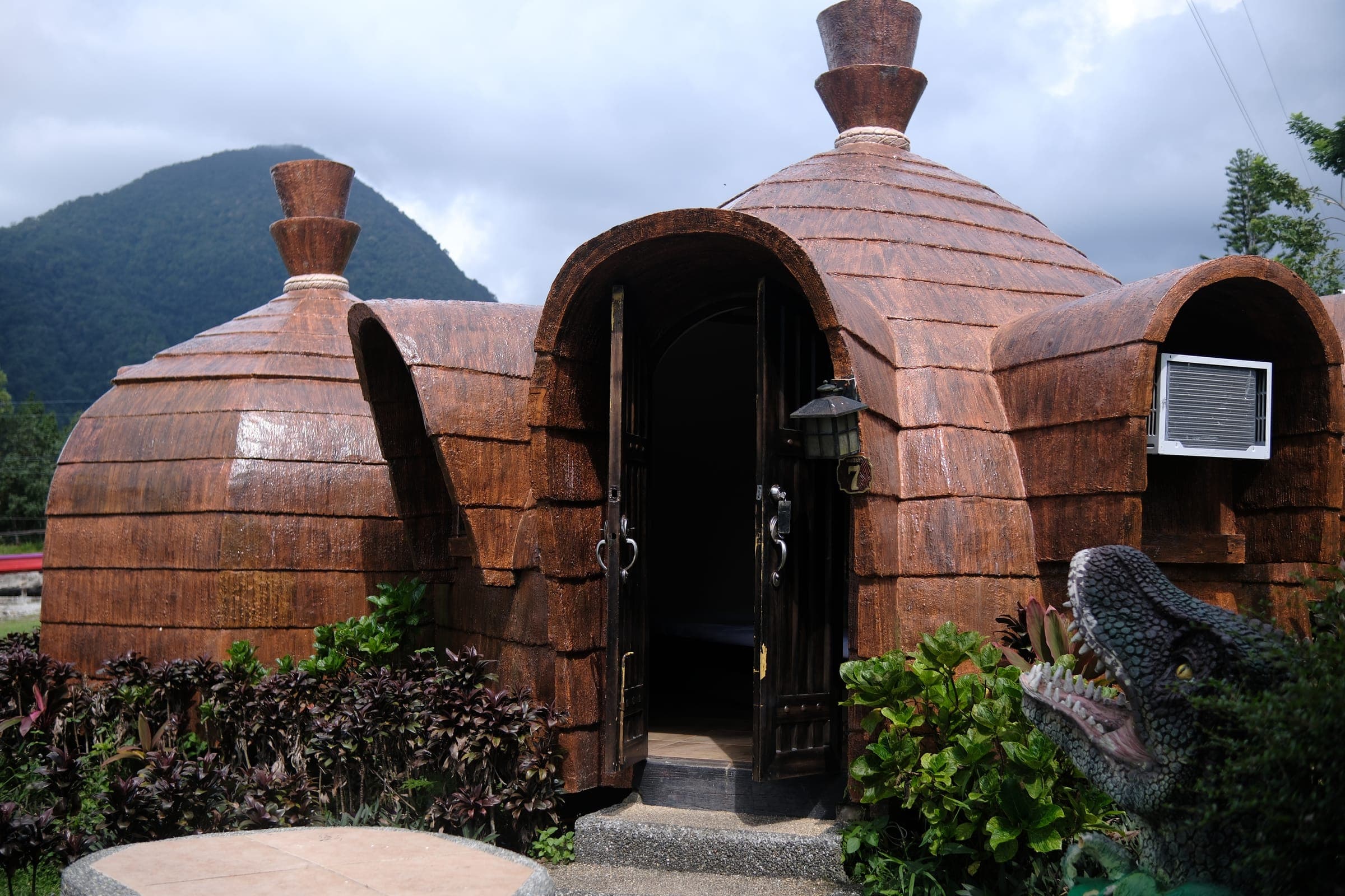 Bonita huts among the gardens at Campuestohan Highland Resort